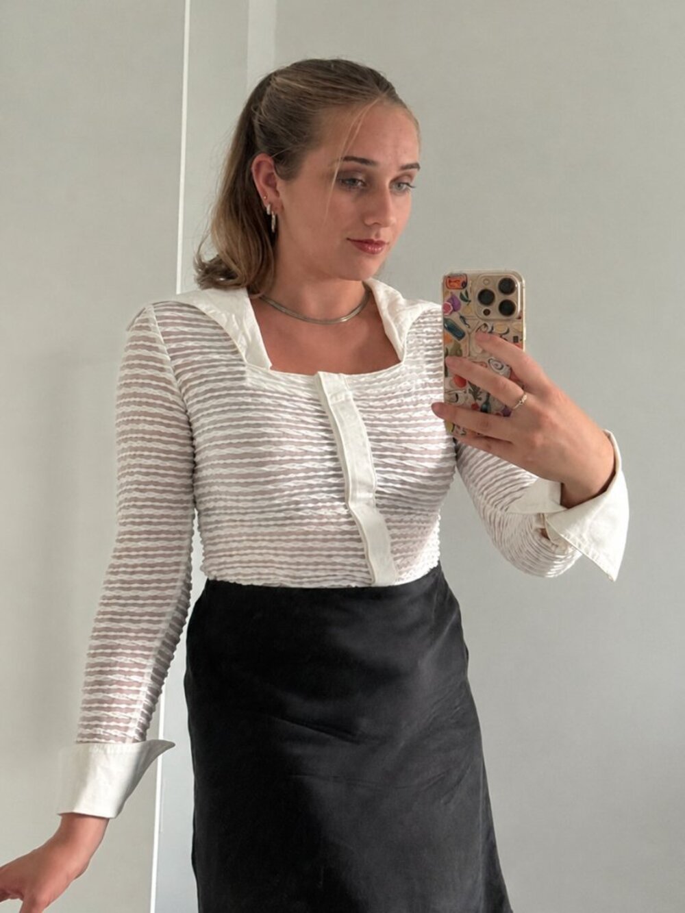Ronni Nicole by Ouida, Vintage White Textured Stripe Blouse